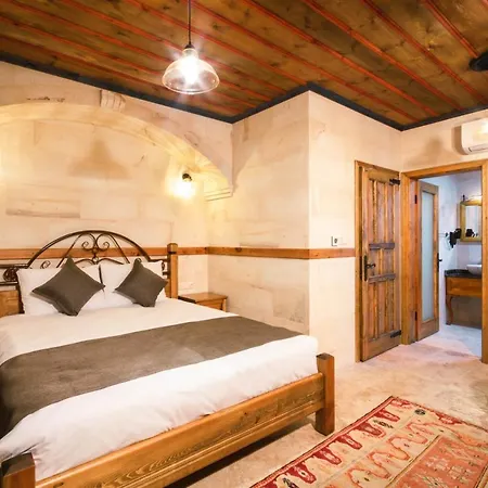 Sapphire Stone House 4*