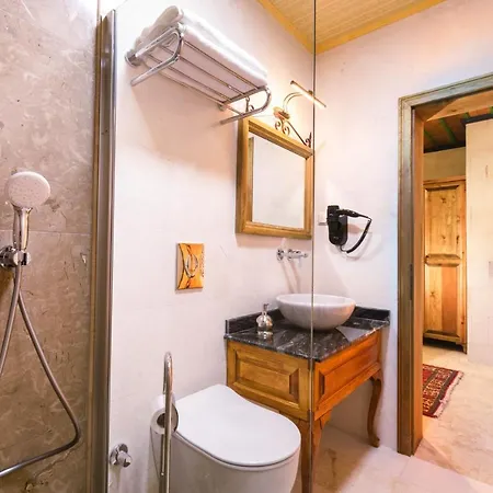 Hotel Sapphire Stone
