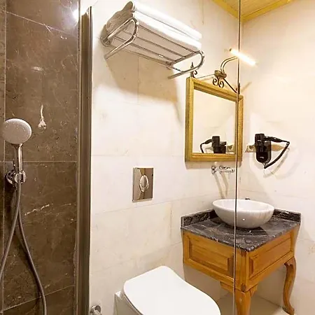 Sapphire Stone House Hotel 4*