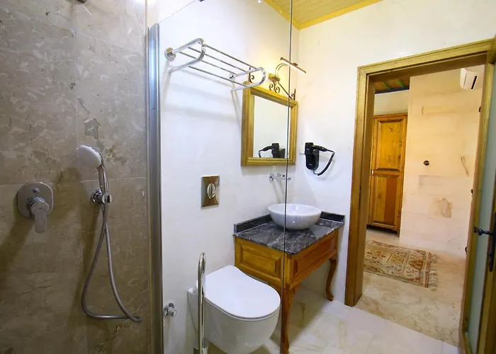 Sapphire Stone House 4*