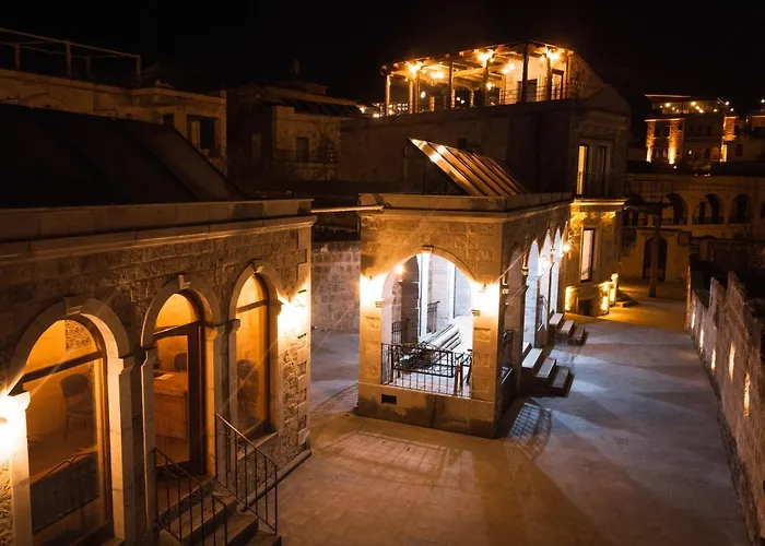 Sapphire Stone House Hotel 4*