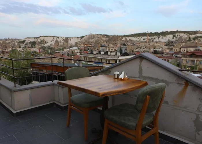 Sapphire Stone House Hotel 4*